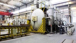 大型真空釬焊爐